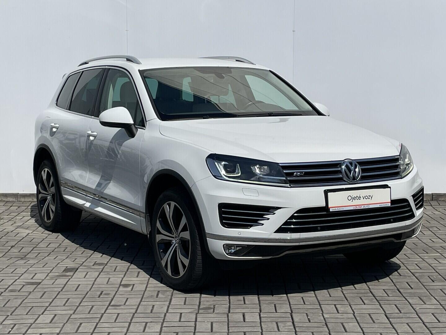 O119V07266_14.webp_TOUAREG R-Line 3.0 TDI 193 kW automat