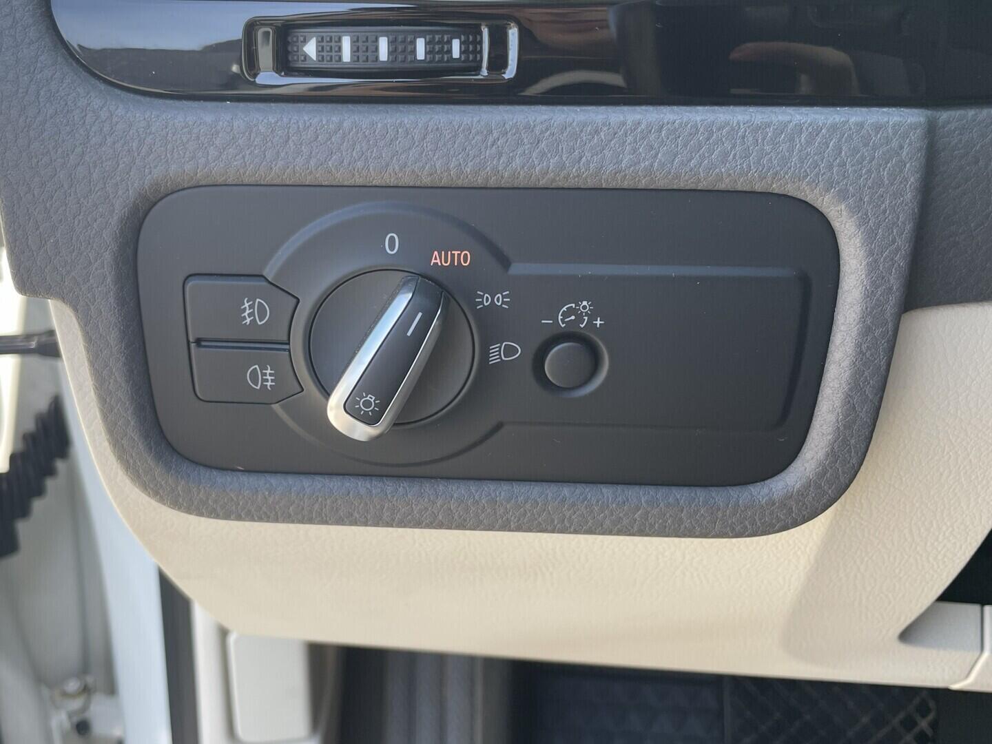 O119V07266_23.webp_TOUAREG R-Line 3.0 TDI 193 kW automat
