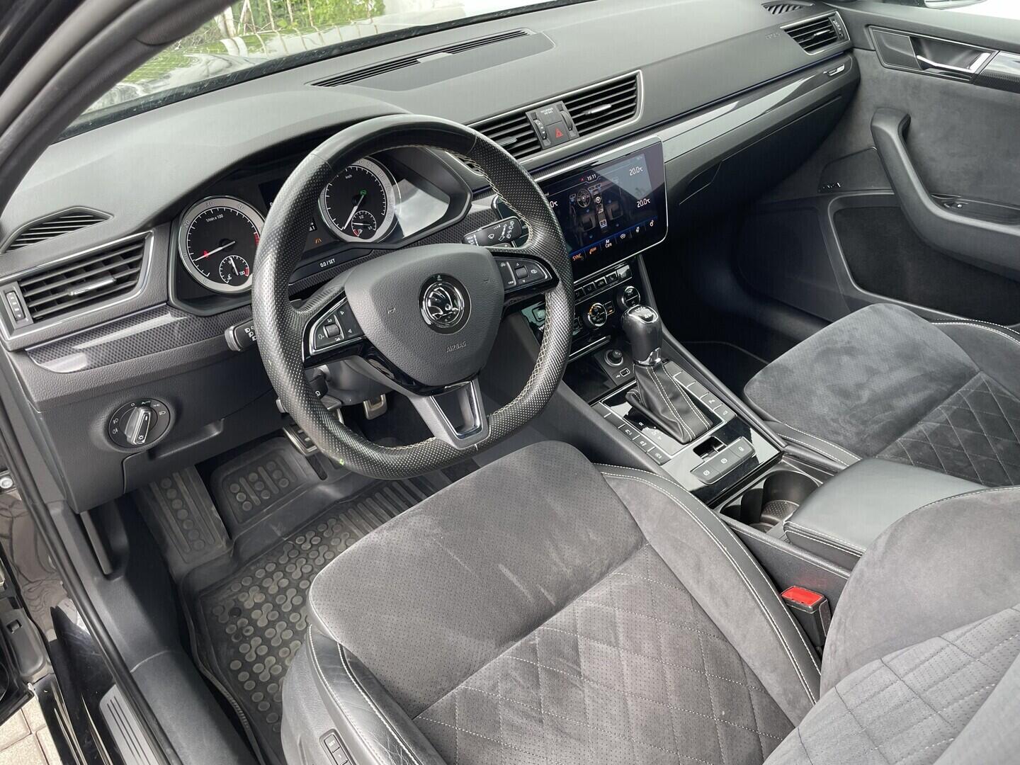 O119V07274_22.webp_SUPERB SportLine 2.0 TDI 140 kW automat