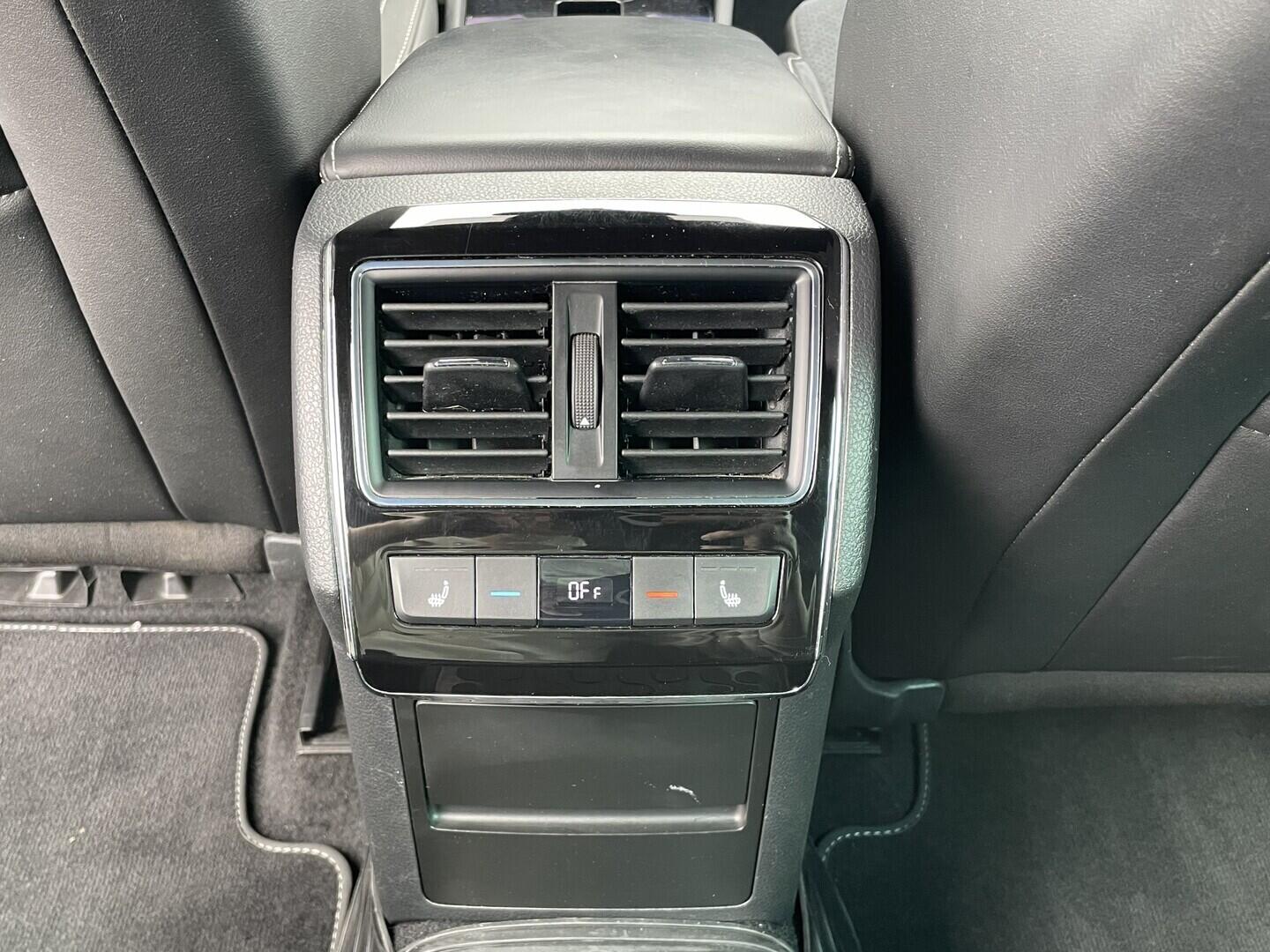 O119V07274_33.webp_SUPERB SportLine 2.0 TDI 140 kW automat