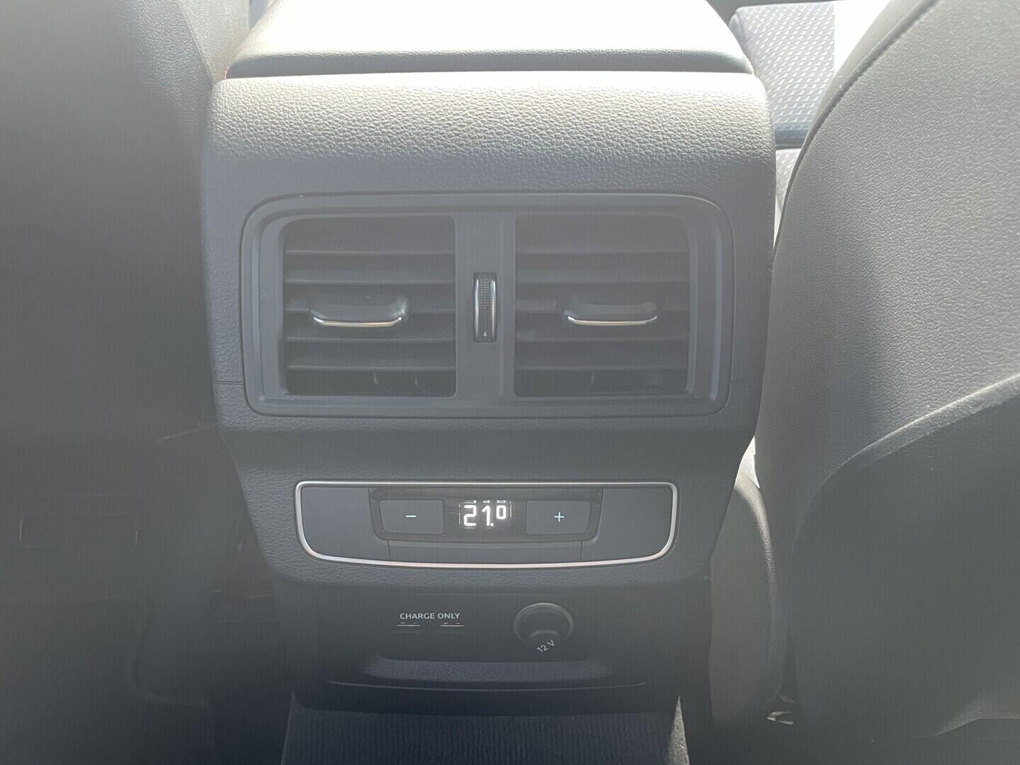 O119V07281_34.webp_Q5 S-Line 2.0 TDI 150 kW automat, DPH