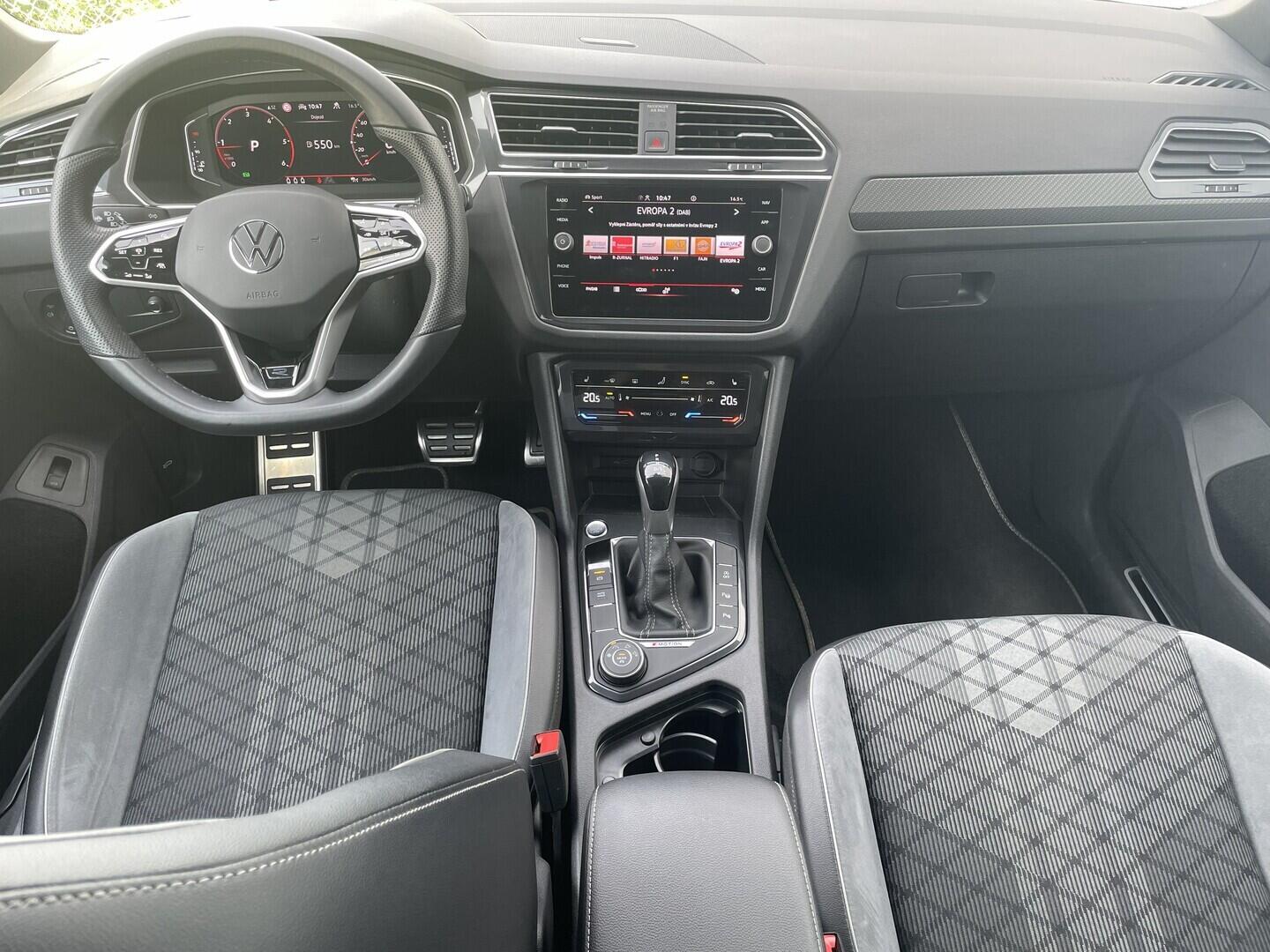 O119V07285_18.webp_TIGUAN R-line 2.0 TDI 110 kW automat, DPH