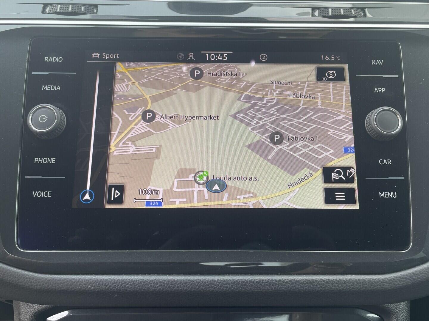 O119V07285_27.webp_TIGUAN R-line 2.0 TDI 110 kW automat, DPH