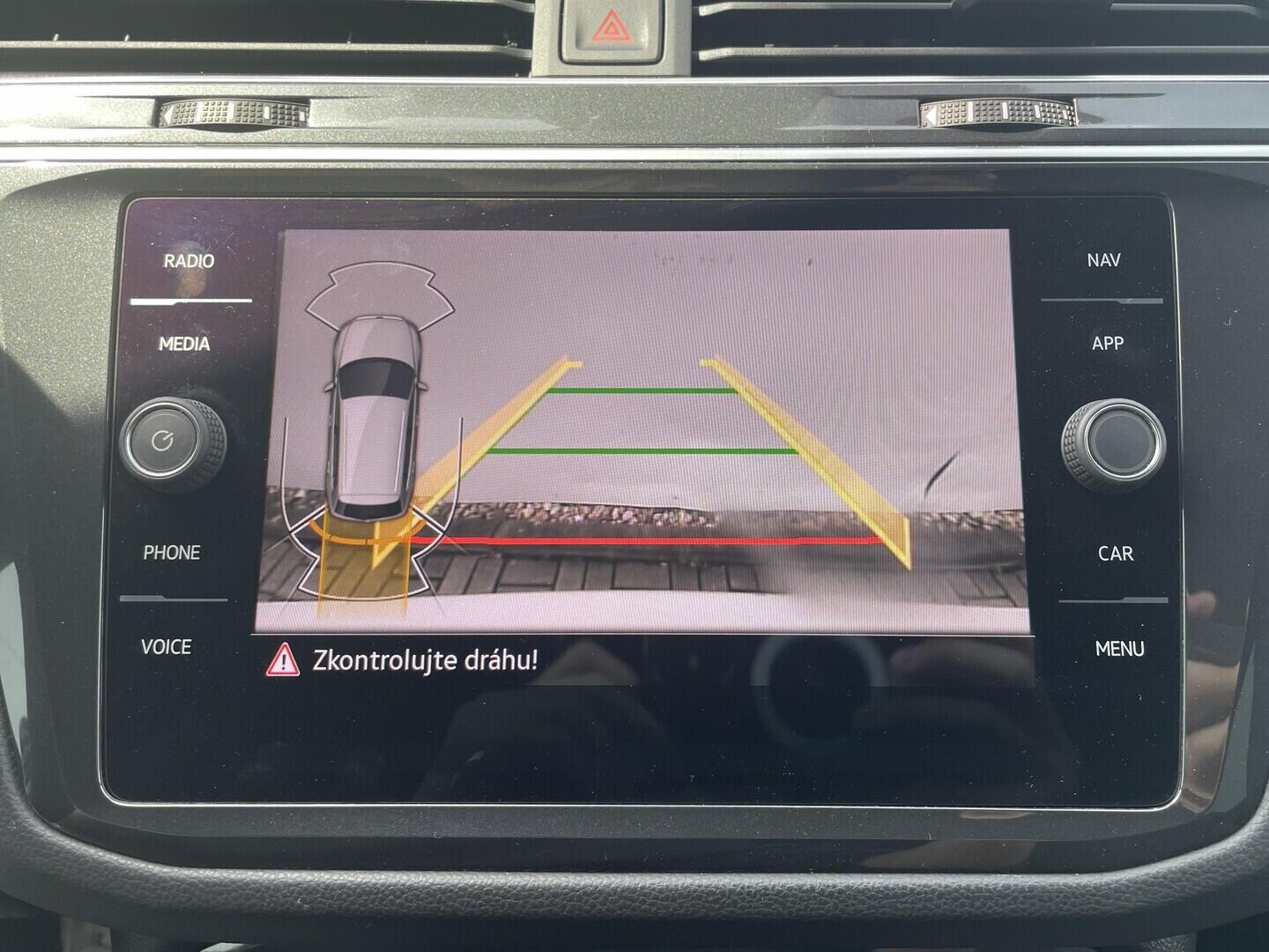 O119V07285_28.webp_TIGUAN R-line 2.0 TDI 110 kW automat, DPH