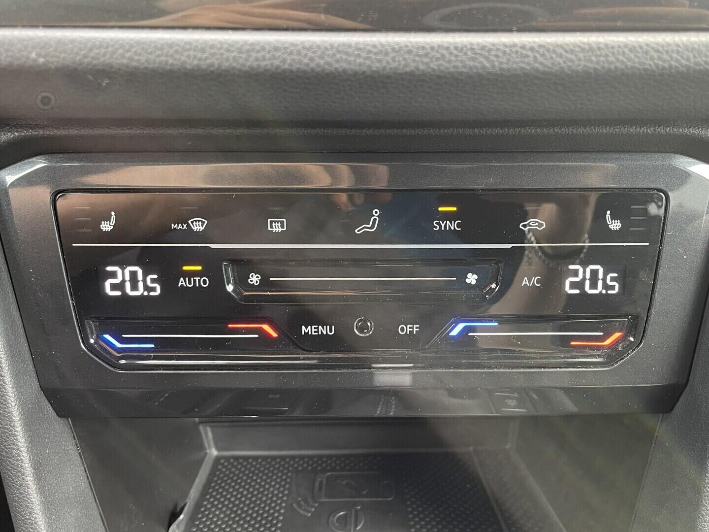 O119V07285_29.webp_TIGUAN R-line 2.0 TDI 110 kW automat, DPH