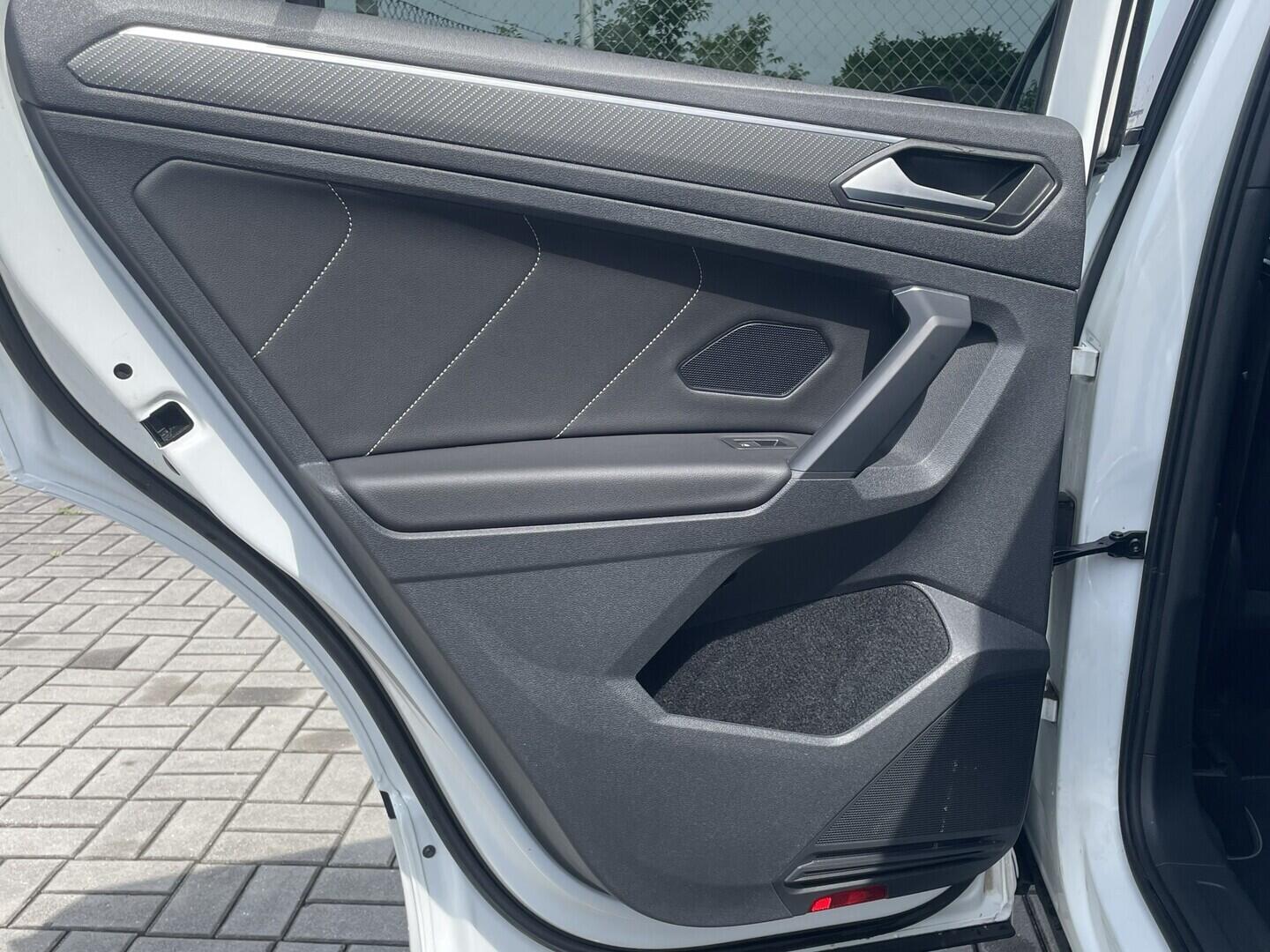 O119V07285_31.webp_TIGUAN R-line 2.0 TDI 110 kW automat, DPH