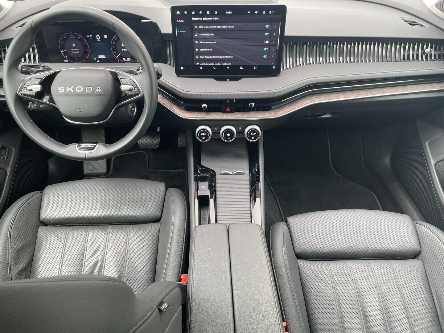 O119V07296_18.webp_SUPERB L&K 2.0 TDI 142 kW automat, DPH