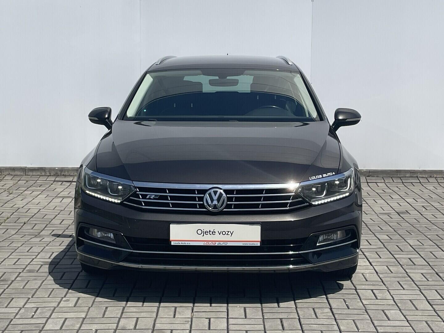 O119V07309_13.webp_PASSAT  2.0 TDI 110 kW automat