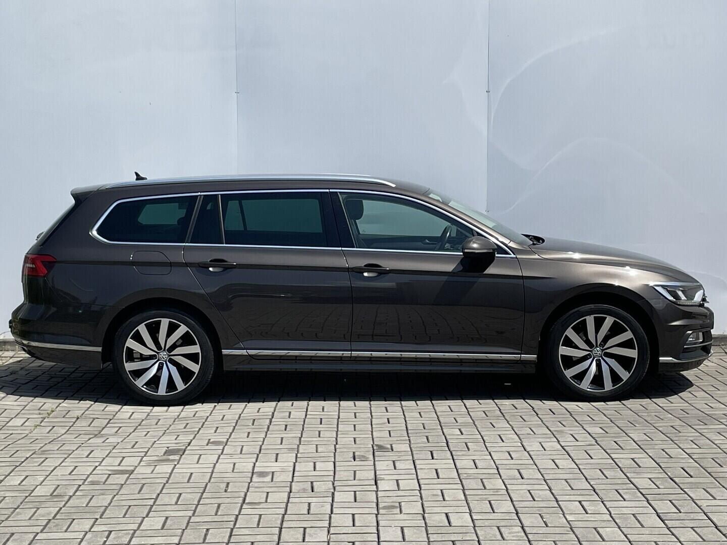 O119V07309_16.webp_PASSAT  2.0 TDI 110 kW automat