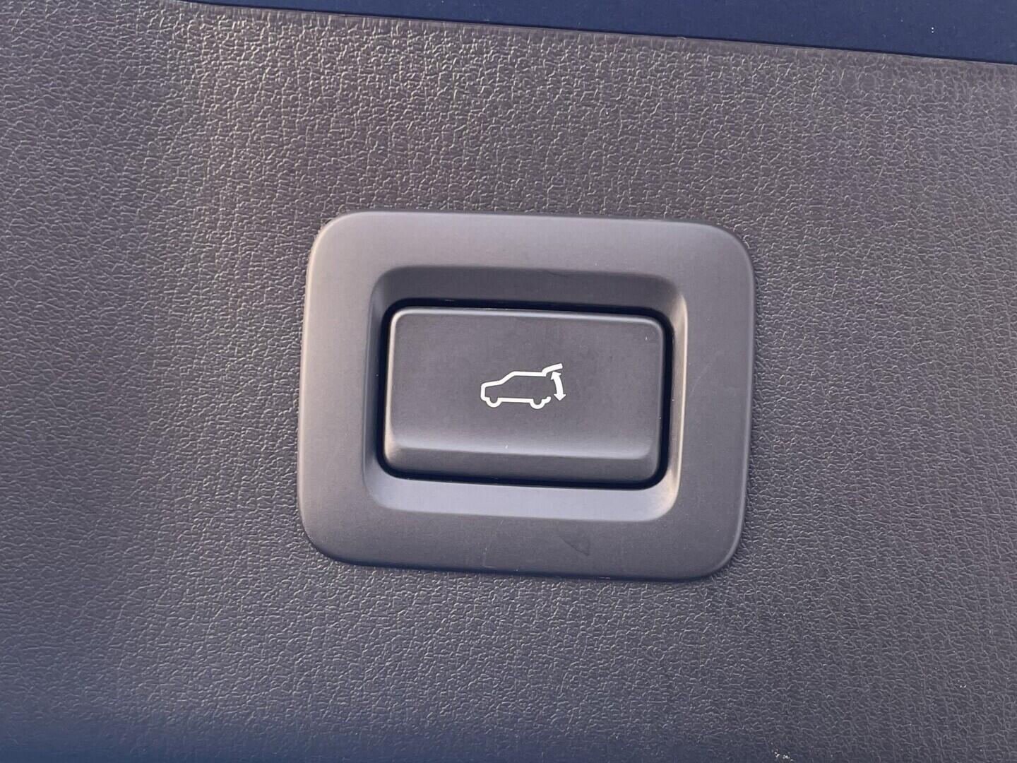 O119V07319_35.webp_CX-5  2.2 Skyactiv 135 kW automat