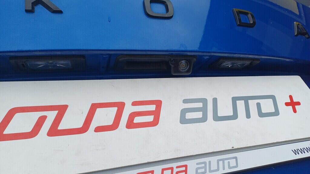 O199V00438_31.webp_KAROQ SportLine 1.5 TSI 110 kW automat, DPH