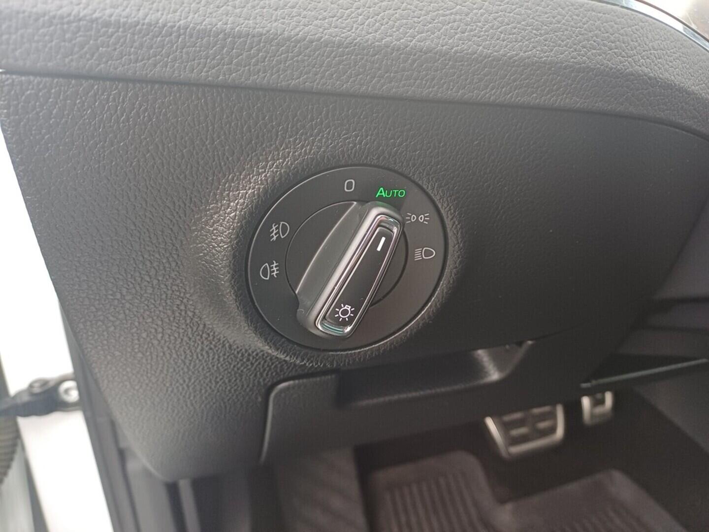 O199V00441_22.webp_SUPERB Scout 2.0 TDI 140 kW automat, DPH