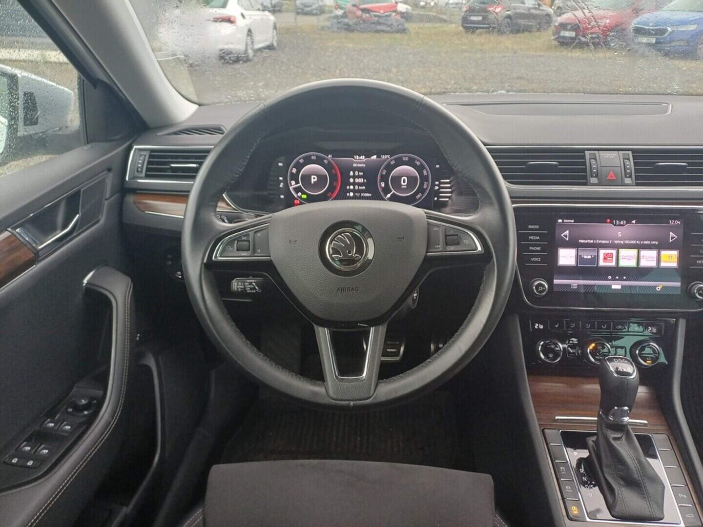 O199V00441_23.webp_SUPERB Scout 2.0 TDI 140 kW automat, DPH