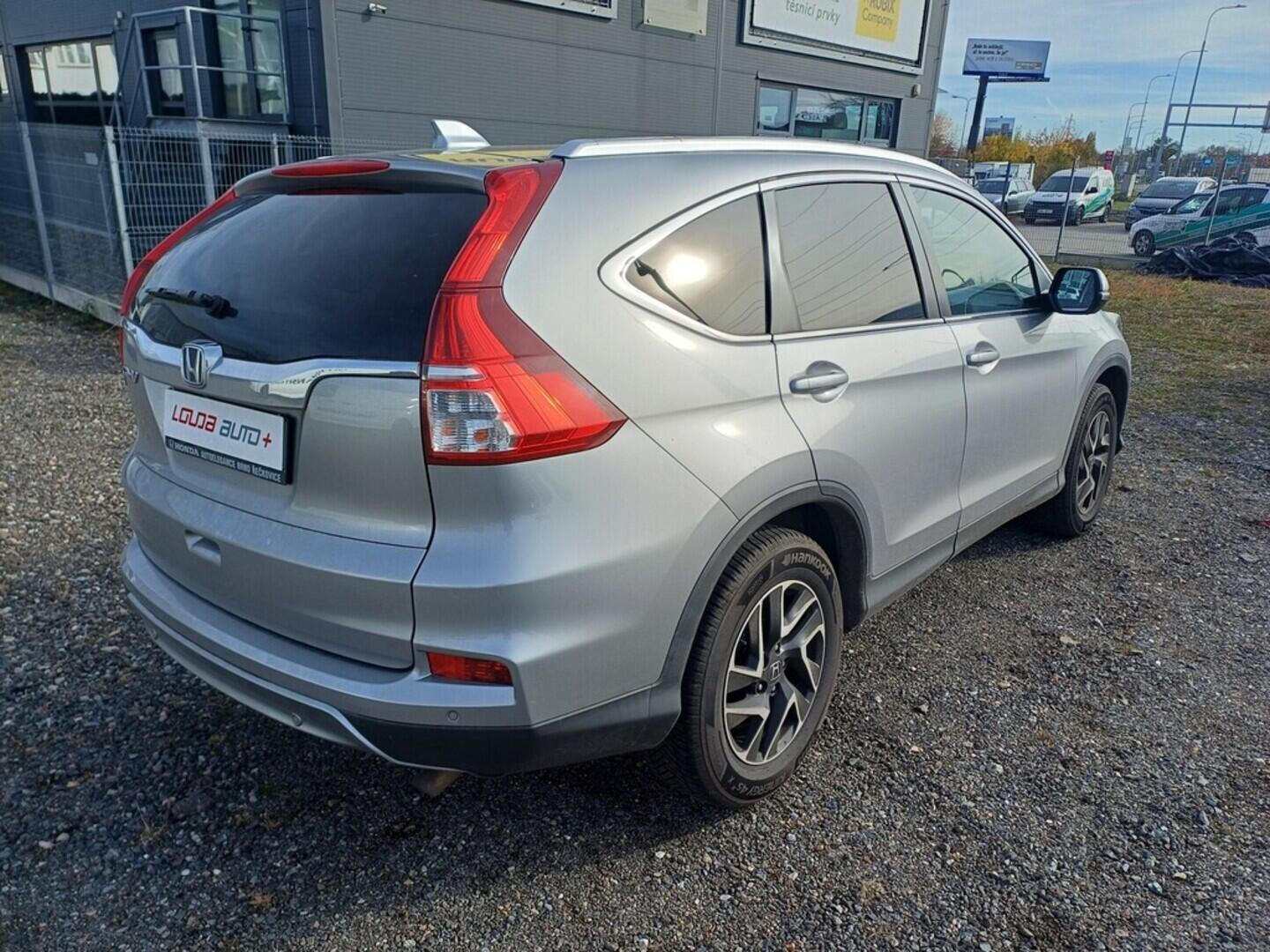 O199V00442_11.webp_CRV Elegance Plus 2.0 i-VTEC 114 kW manuál