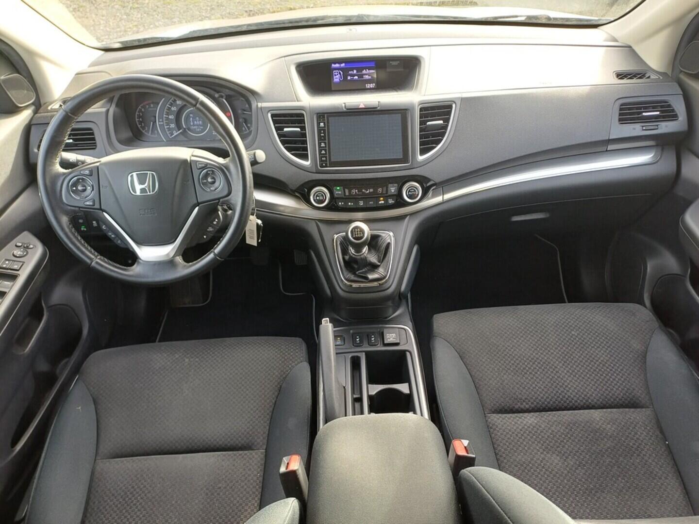 O199V00442_18.webp_CRV Elegance Plus 2.0 i-VTEC 114 kW manuál