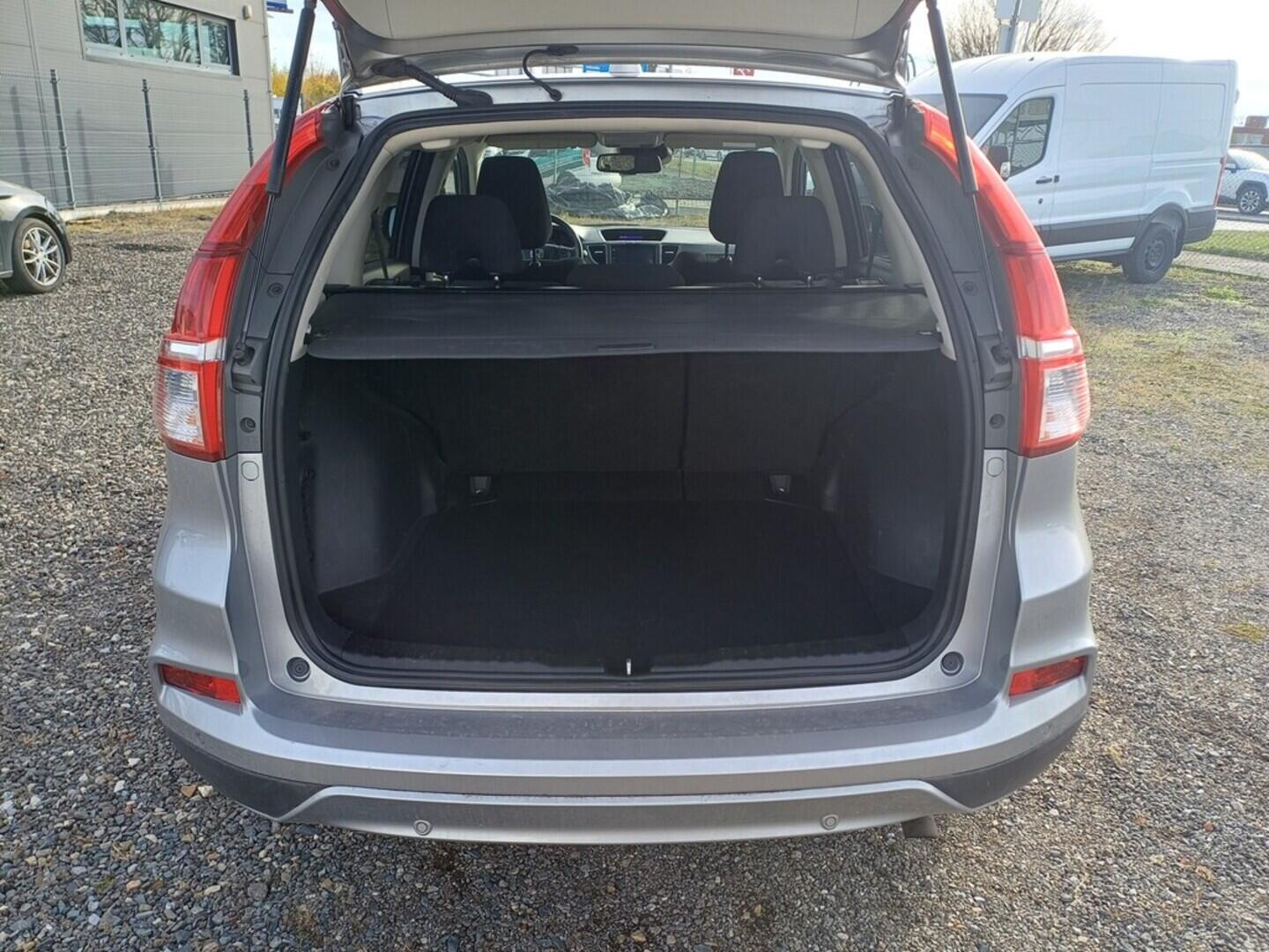 O199V00442_30.webp_CRV Elegance Plus 2.0 i-VTEC 114 kW manuál