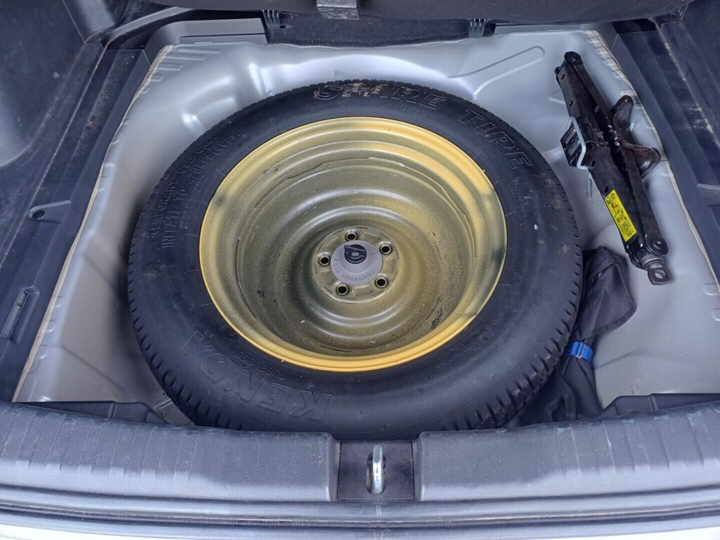 O199V00442_31.webp_CRV Elegance Plus 2.0 i-VTEC 114 kW manuál