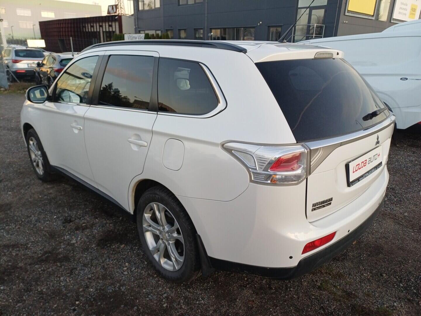 O199V00443_15.webp_OUTLANDER  2.3 Di-D 110 kW manuál, DPH