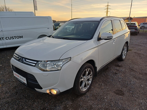 OUTLANDER  2.3 Di-D 110 kW manuál, DPH