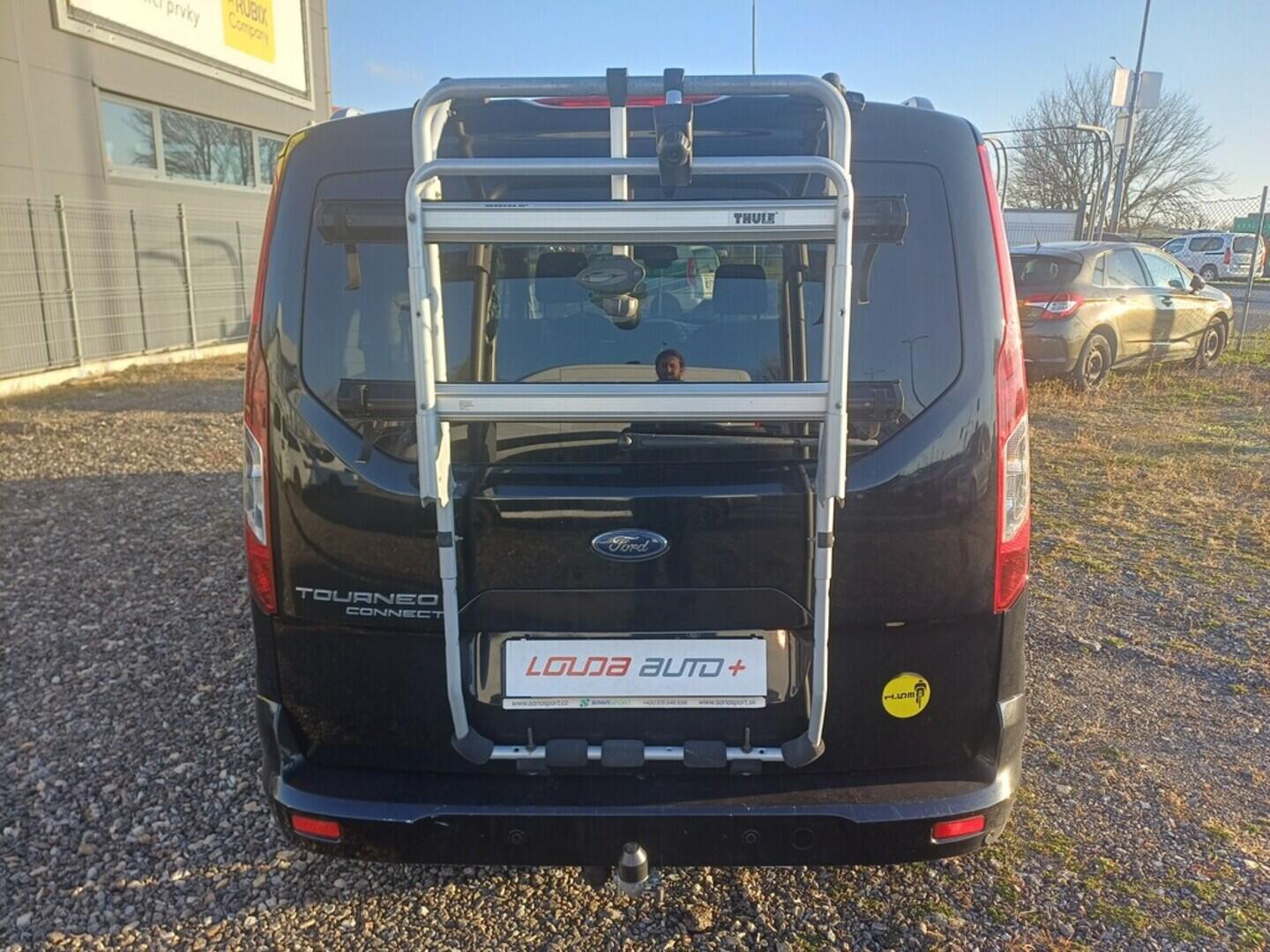 O199V00445_17.webp_TOURNEO CONNECT  1.5  88 kW manuál