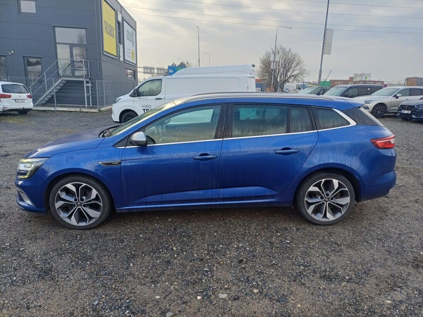 O199V00446_12.webp_MÉGANE GT line 1.2 TSI 74 kW manuál