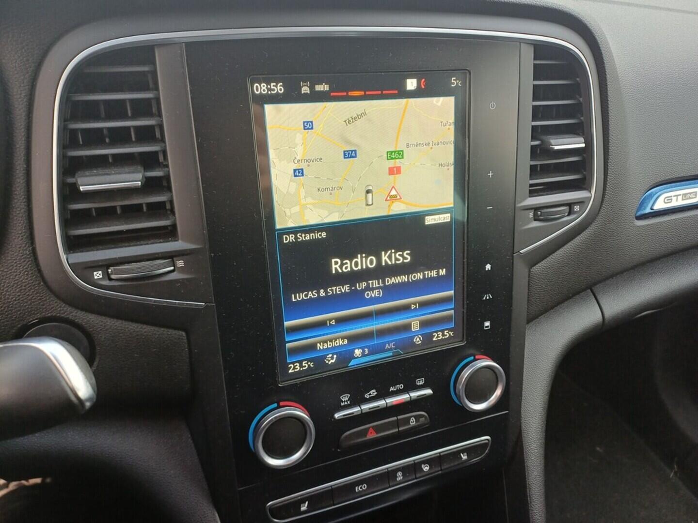 O199V00446_23.webp_MÉGANE GT line 1.2 TSI 74 kW manuál