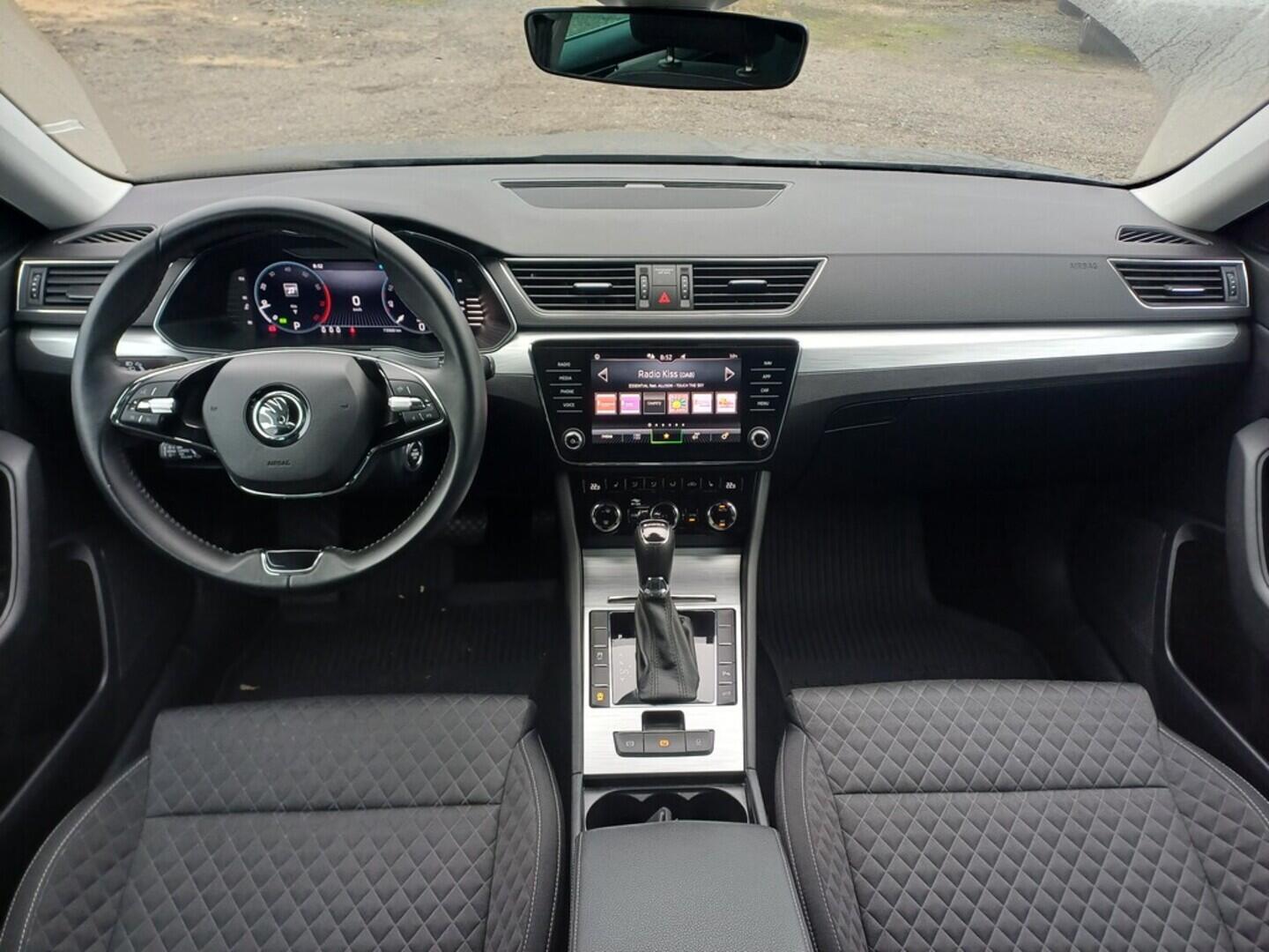 O199V00447_18.webp_SUPERB Ambition 2.0 TSI 140 kW automat, DPH