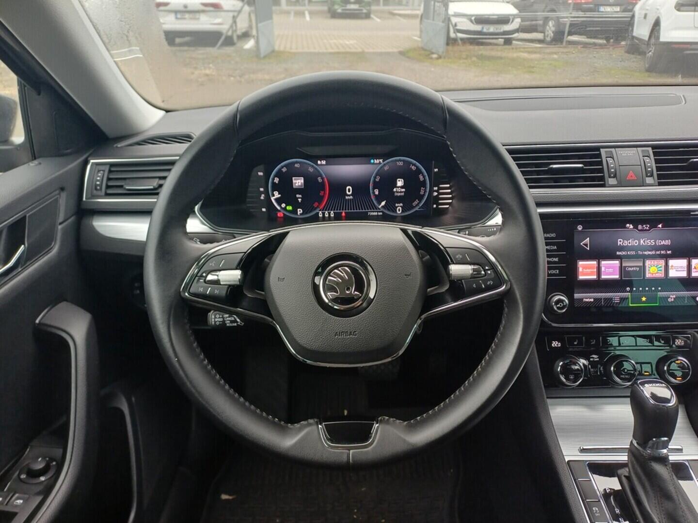 O199V00447_23.webp_SUPERB Ambition 2.0 TSI 140 kW automat, DPH