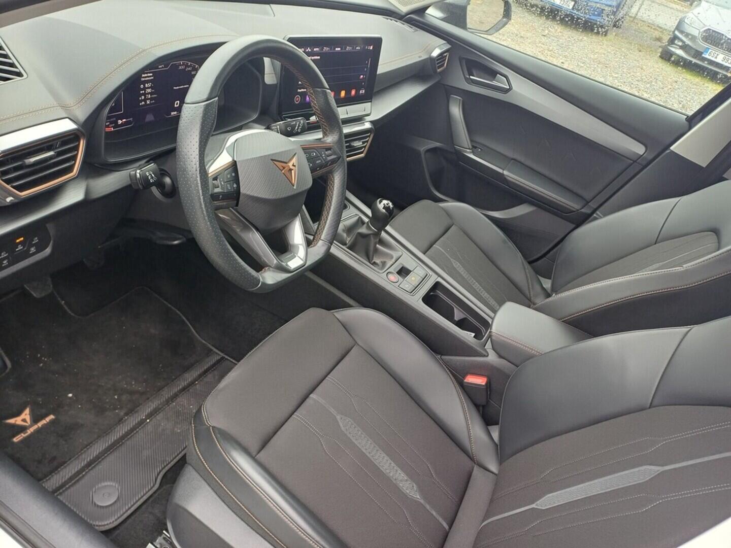 O199V00448_19.webp_FORMENTOR  1.5 TSI 110 kW manuál, DPH