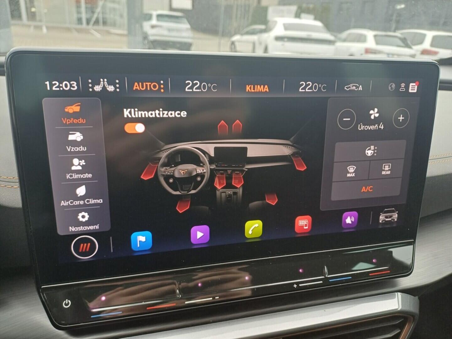 O199V00449_26.webp_FORMENTOR VZ 2.0 TSI 180 kW automat, DPH