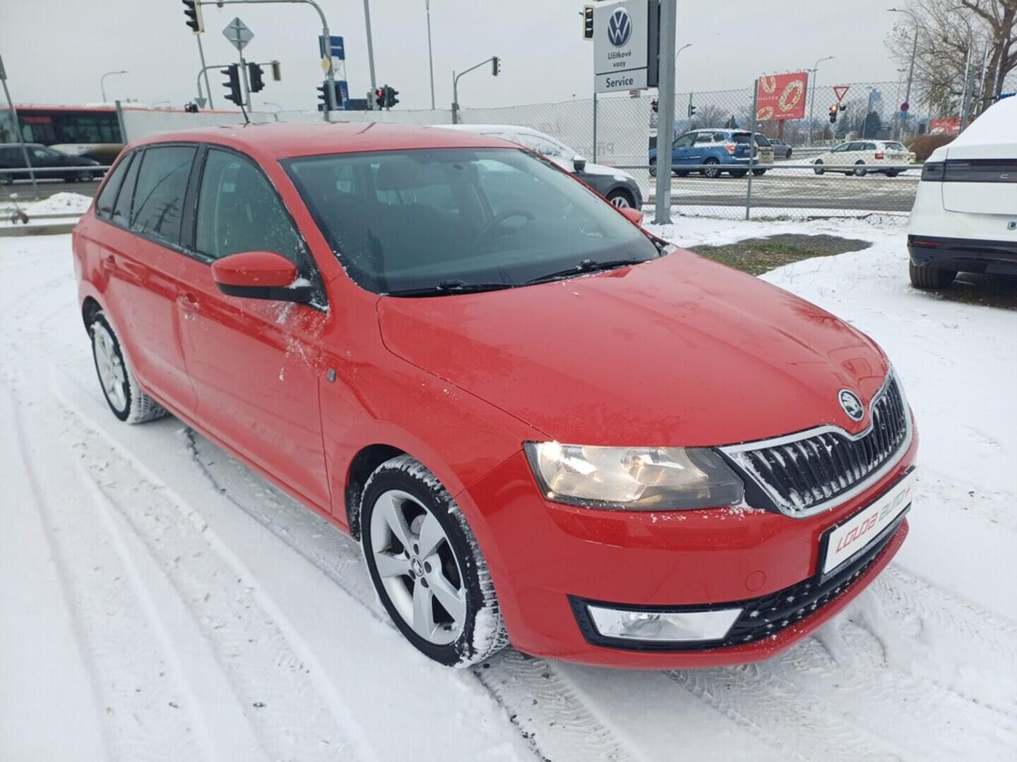 O199V00450_14.webp_RAPID Ambition 1.2 TSI 63 kW manuál, DPH