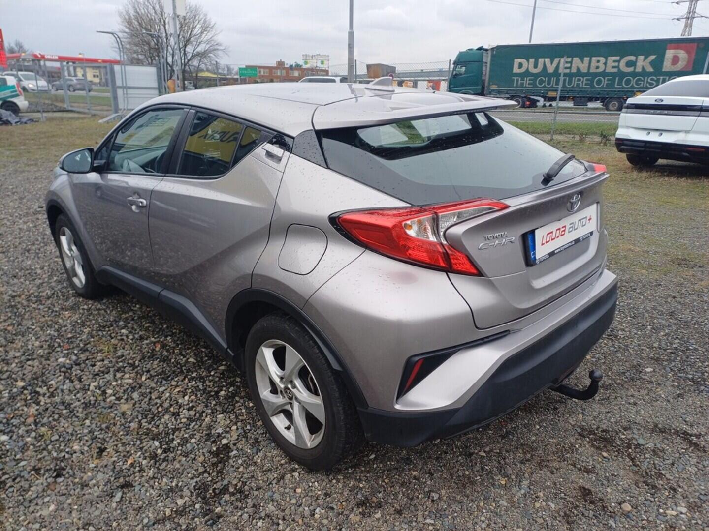 O199V00451_15.webp_C-HR Active 1.2 Turbo 85 kW manuál