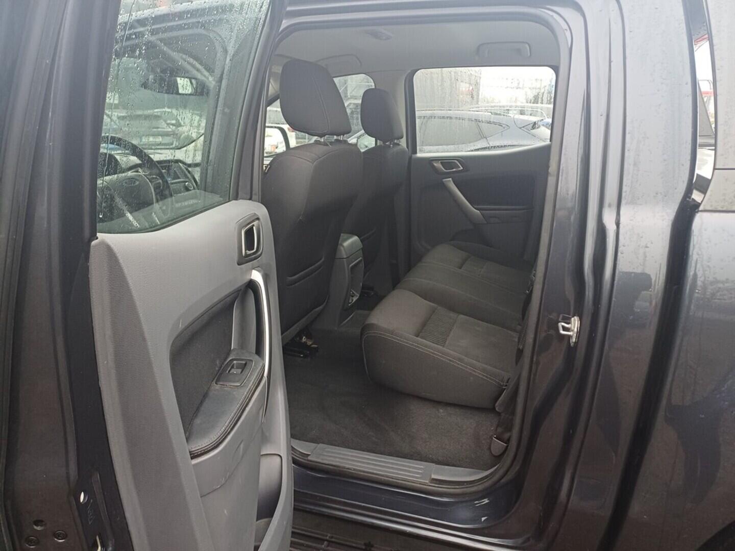 O199V00453_27.webp_RANGER XLT 2.2 TDCi 118 kW manuál, DPH