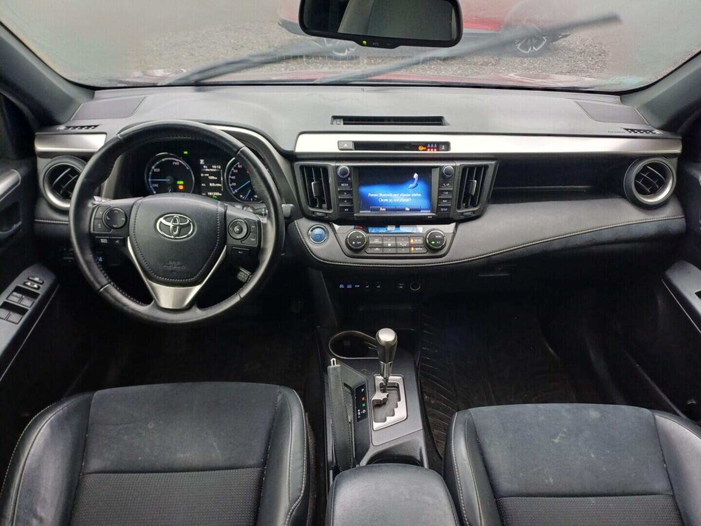 O199V00456_18.webp_RAV4 Trend 2.5 e-CVT 114 kW automat, DPH