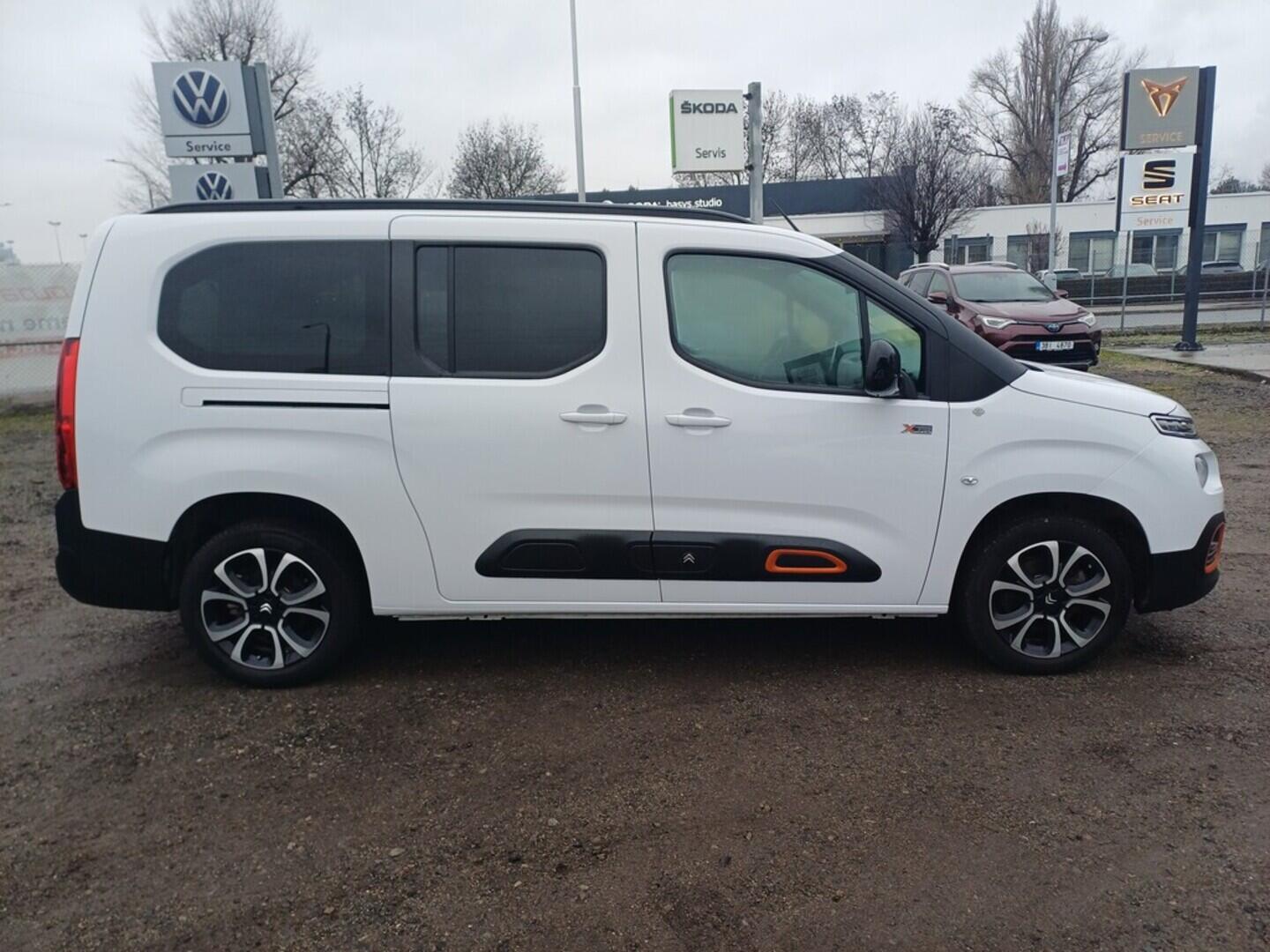 O199V00457_16.webp_BERLINGO XTR 1.5 Blue HDi 96 kW automat, DPH