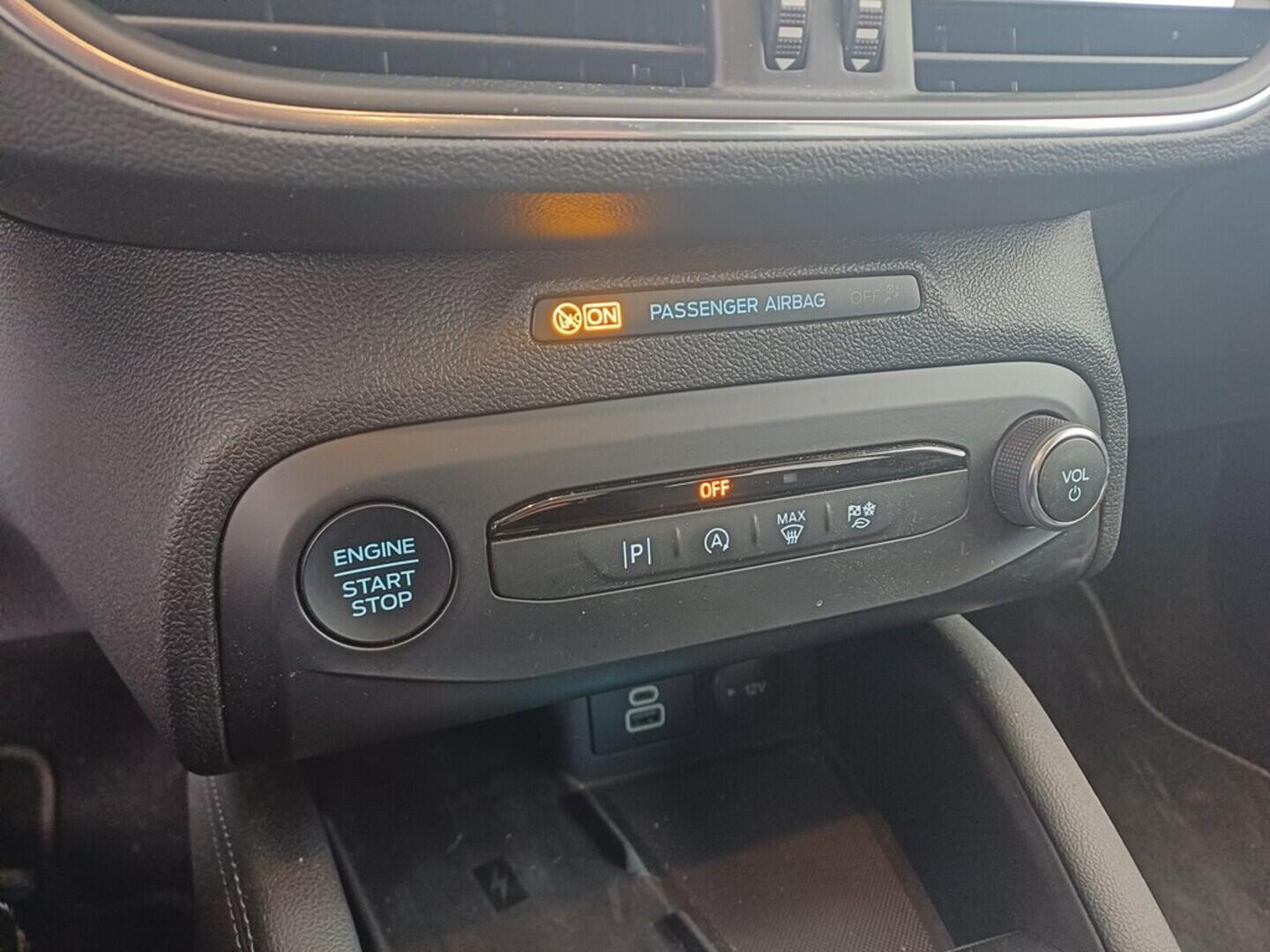 O199V00458_26.webp_FOCUS Active X 1.5 EcoBlue 84 kW automat