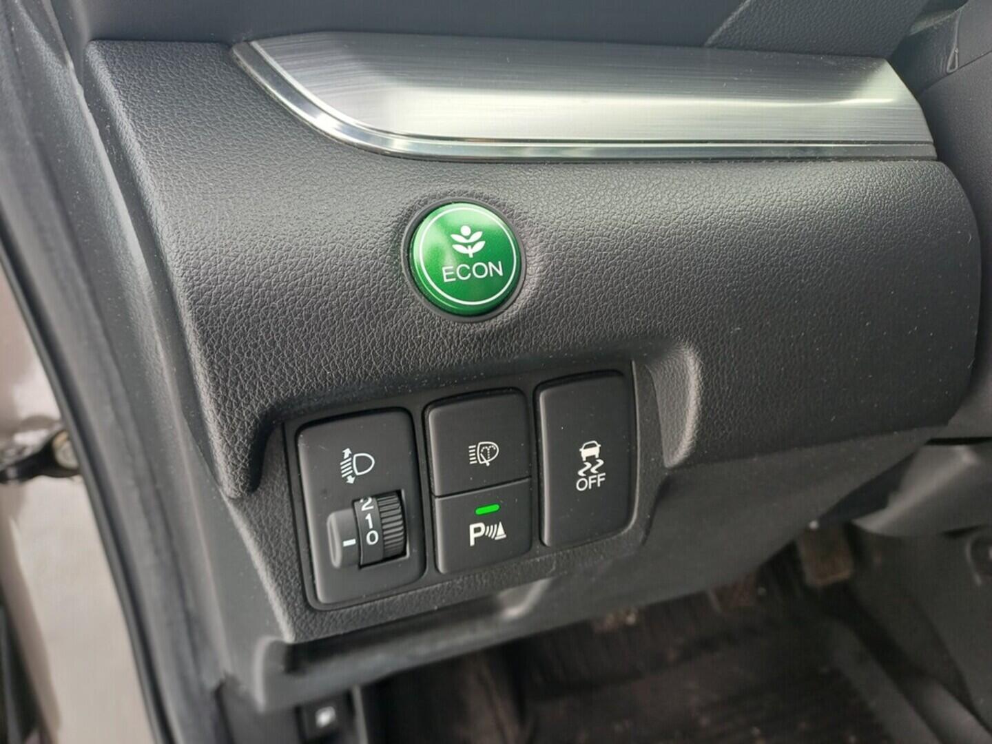 O199V00459_22.webp_CRV Elegance 1.6 DTEC 118 kW manuál