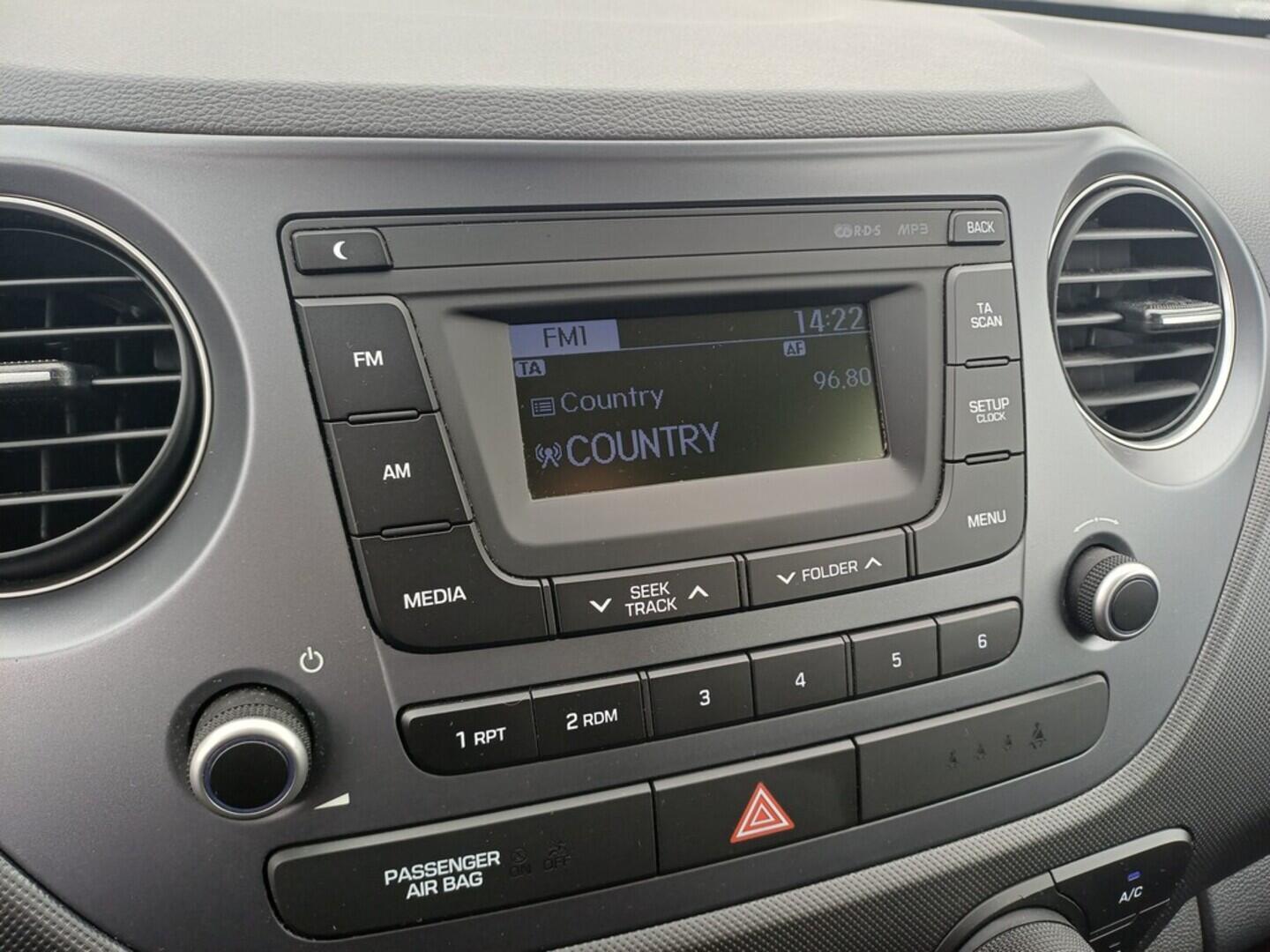 O199V00460_24.webp_I10  1.0 DOHC 48 kW manuál