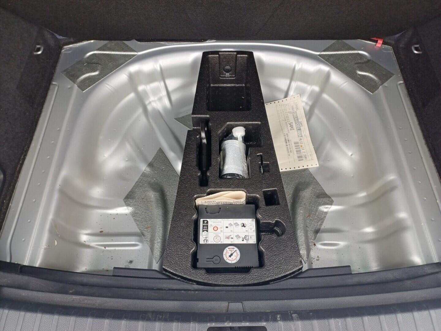 O199V00460_30.webp_KAROQ Style 1.5 TSI 110 kW automat, DPH