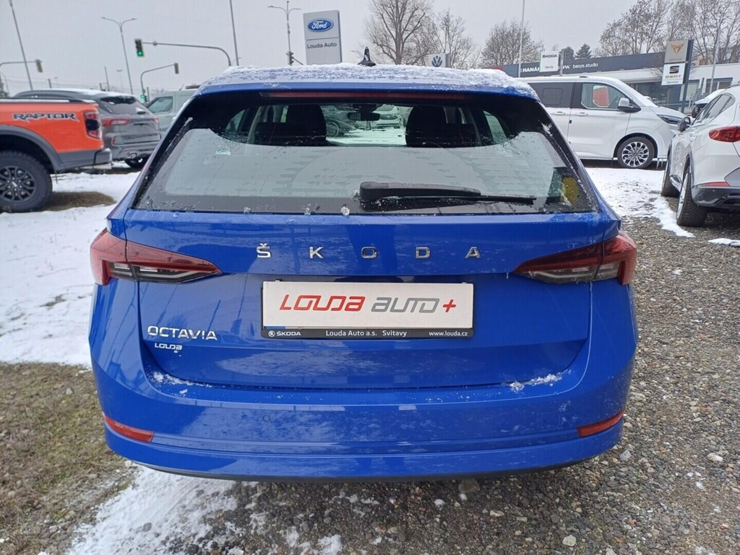 O199V00461_17.webp_OCTAVIA Style 1.5 TSI 110 kW manuál, DPH