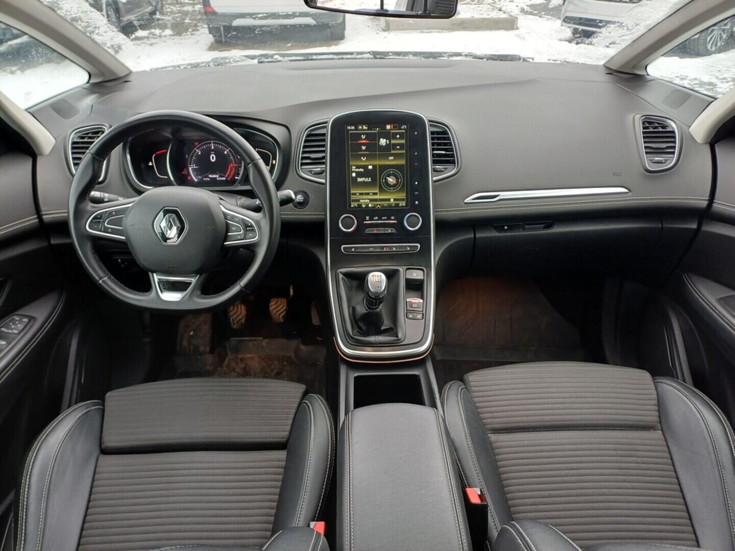 O199V00462_18.webp_GRAND SCÉNIC Intense 1.8 DCi 88 kW manuál