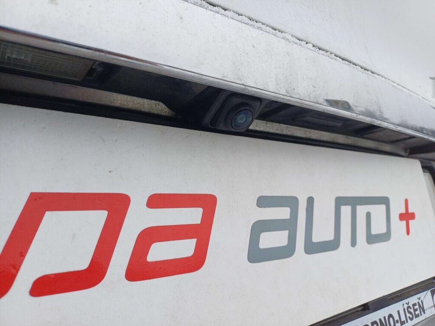 O199V00462_29.webp_GRAND SCÉNIC Intense 1.8 DCi 88 kW manuál