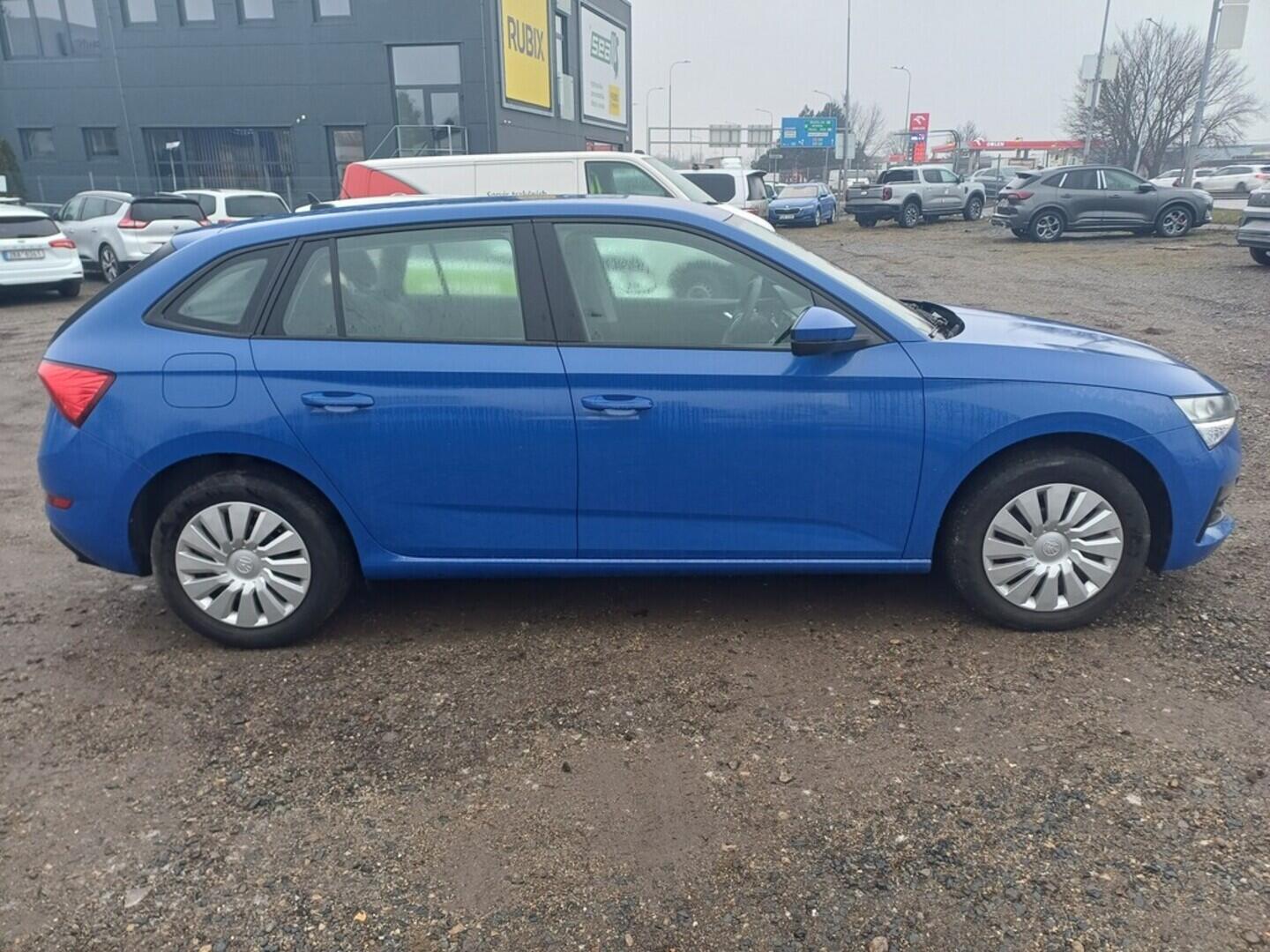 O199V00463_16.webp_SCALA Ambition 1.0 TSI 81 kW manuál, DPH