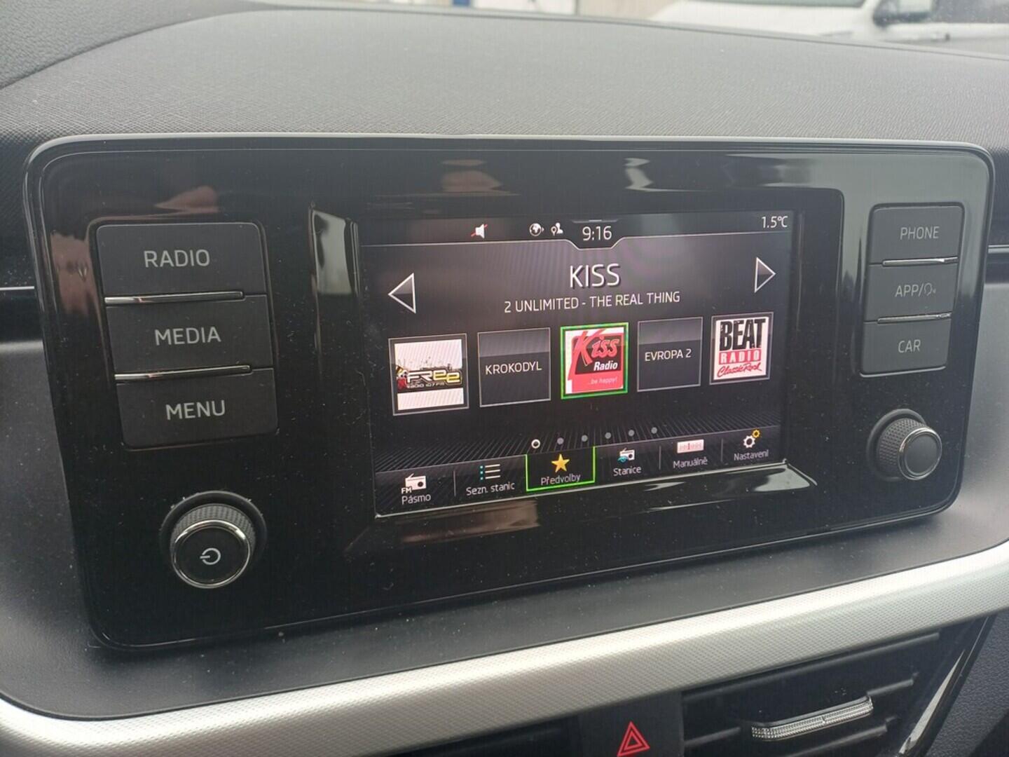 O199V00463_24.webp_SCALA Ambition 1.0 TSI 81 kW manuál, DPH