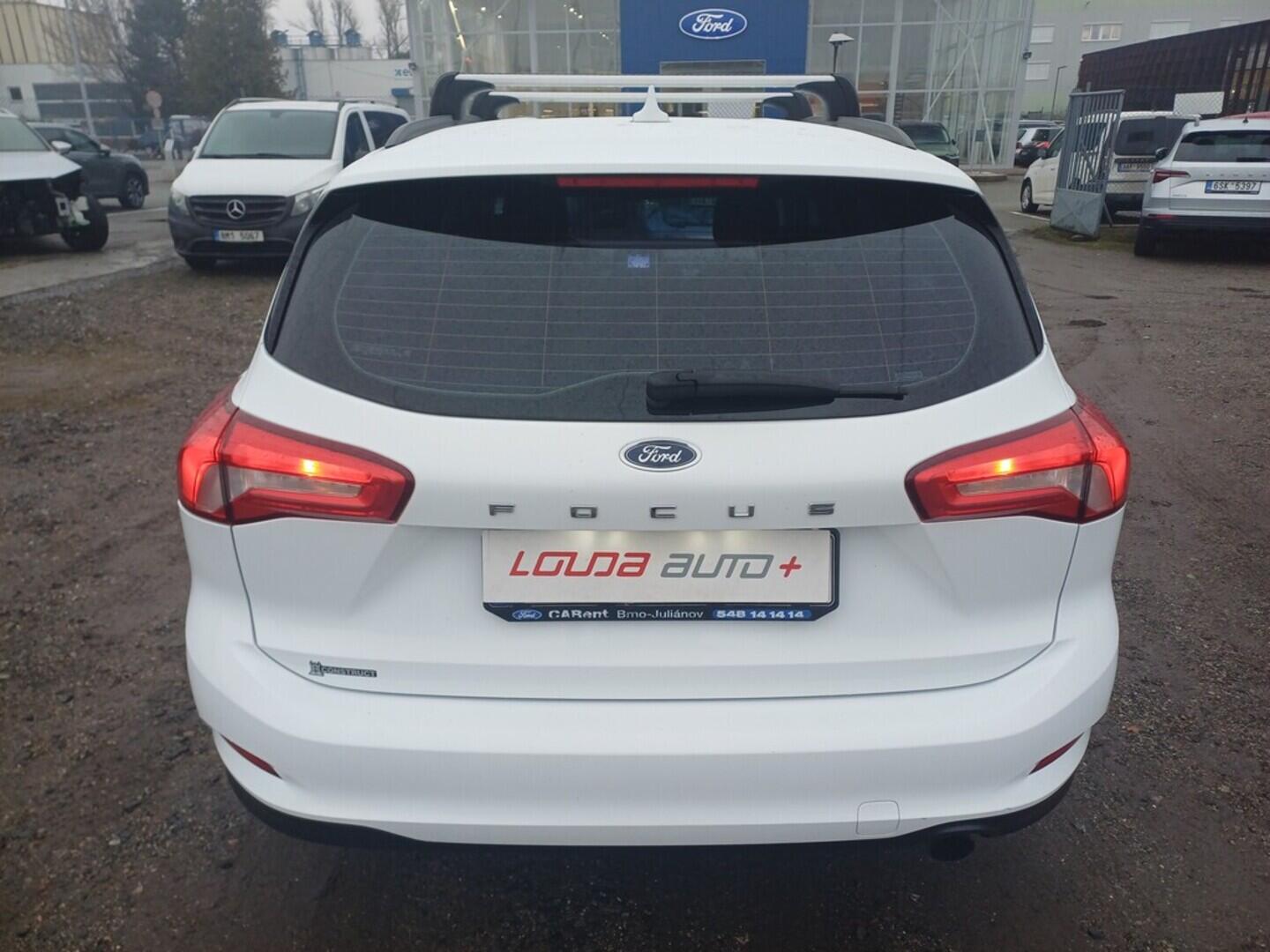 O199V00464_17.webp_FOCUS Trend 1.0 EcoBoost 74 kW manuál