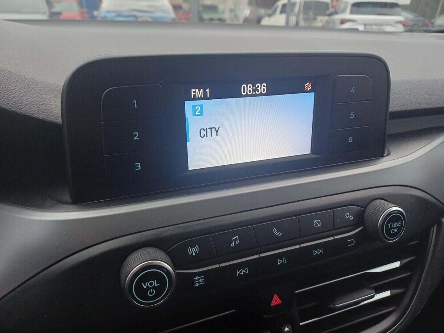 O199V00464_24.webp_FOCUS Trend 1.0 EcoBoost 74 kW manuál