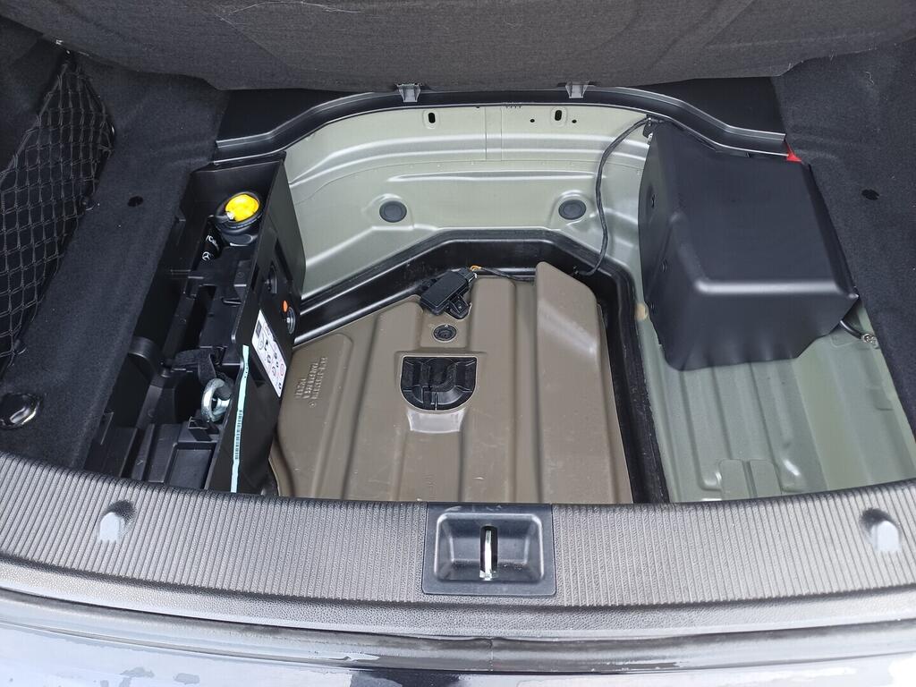 O199V00467_30.webp_E350 AMG 3.5 350 225 kW automat