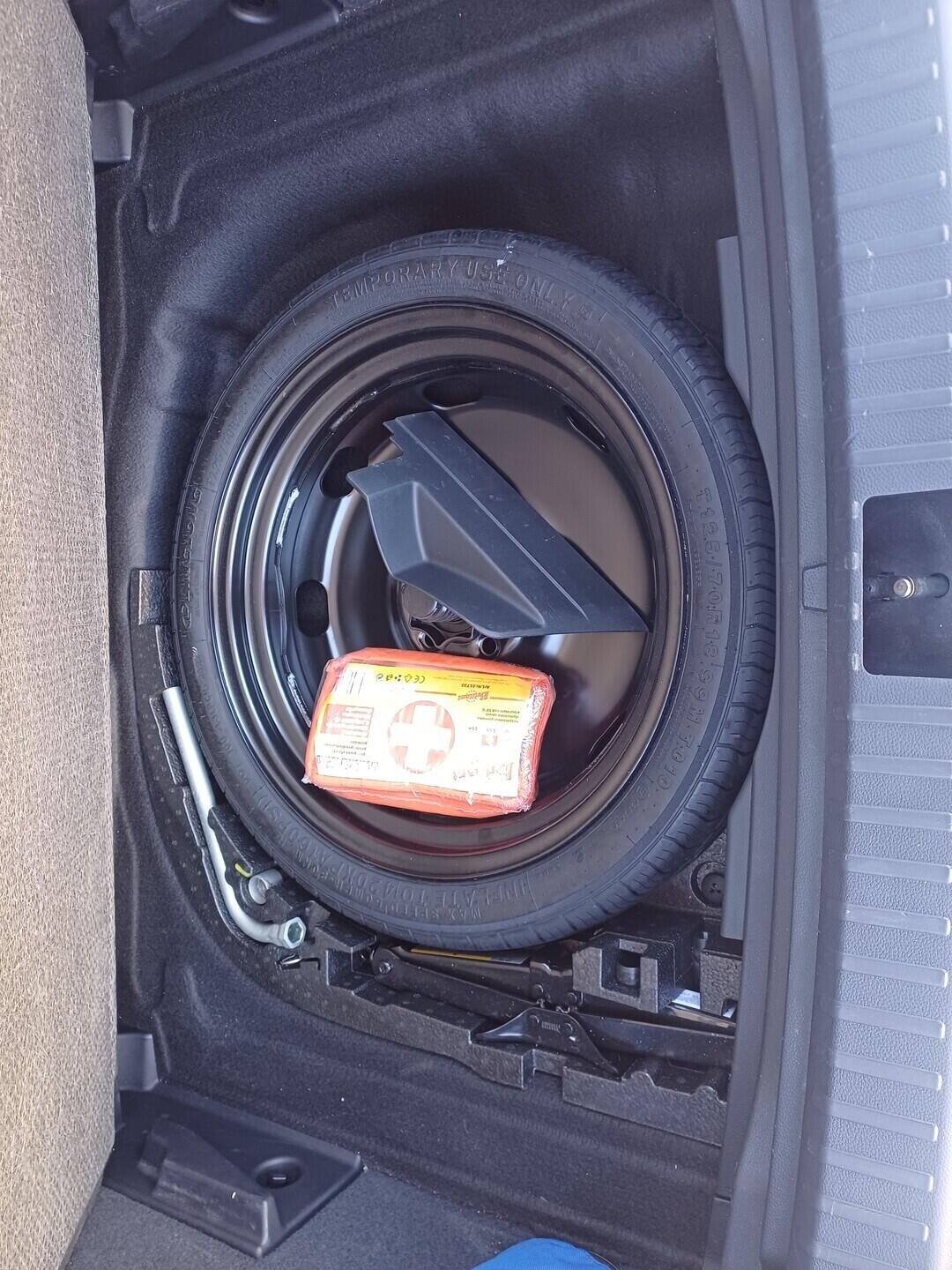 O199V00471_31.webp_SEAT ATECA FR 1.5 TSI 110 kW manuál, DPH