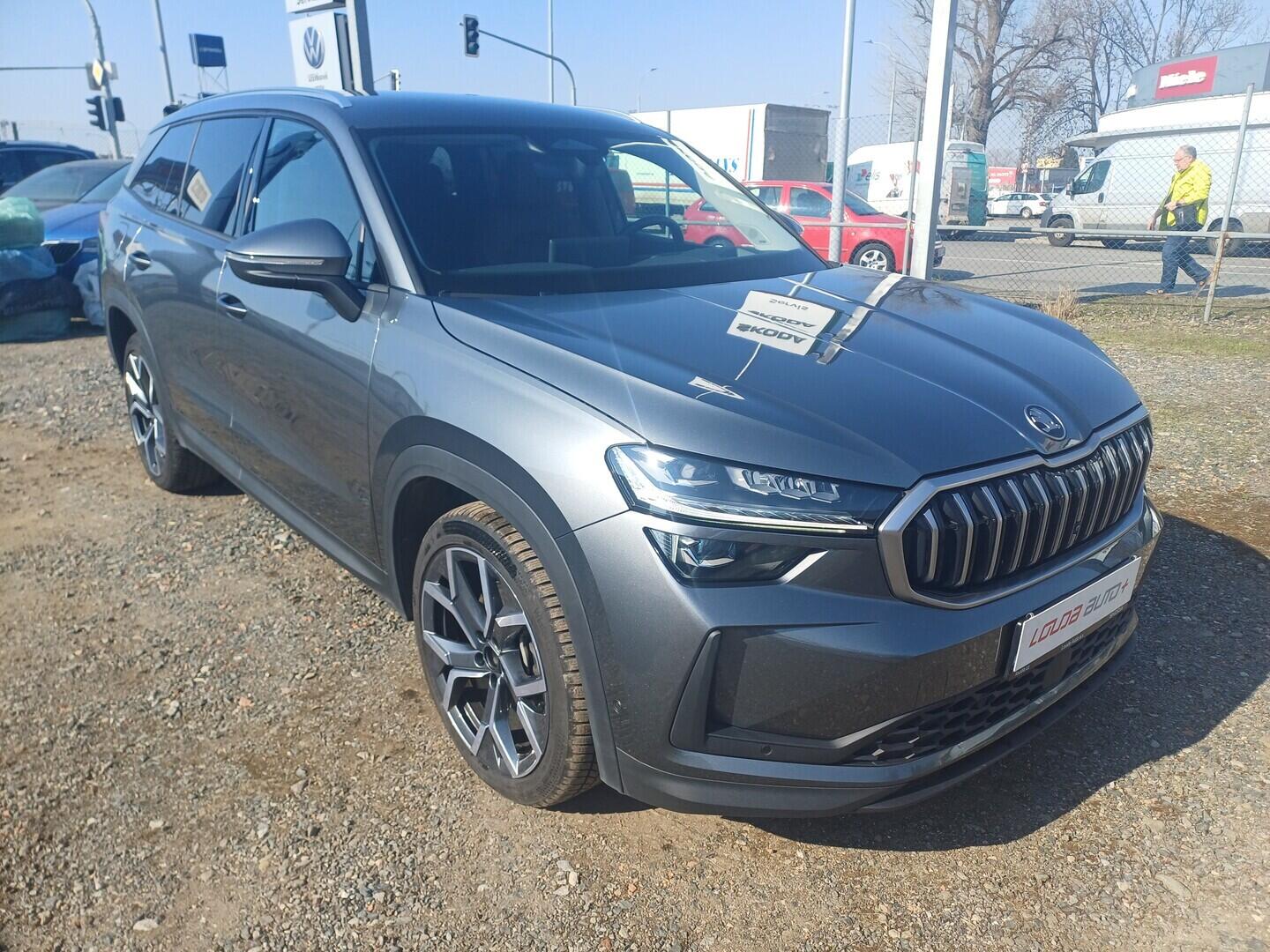 O199V00473_14.webp_KODIAQ Selection 2.0 TDI 142 kW automat, DPH