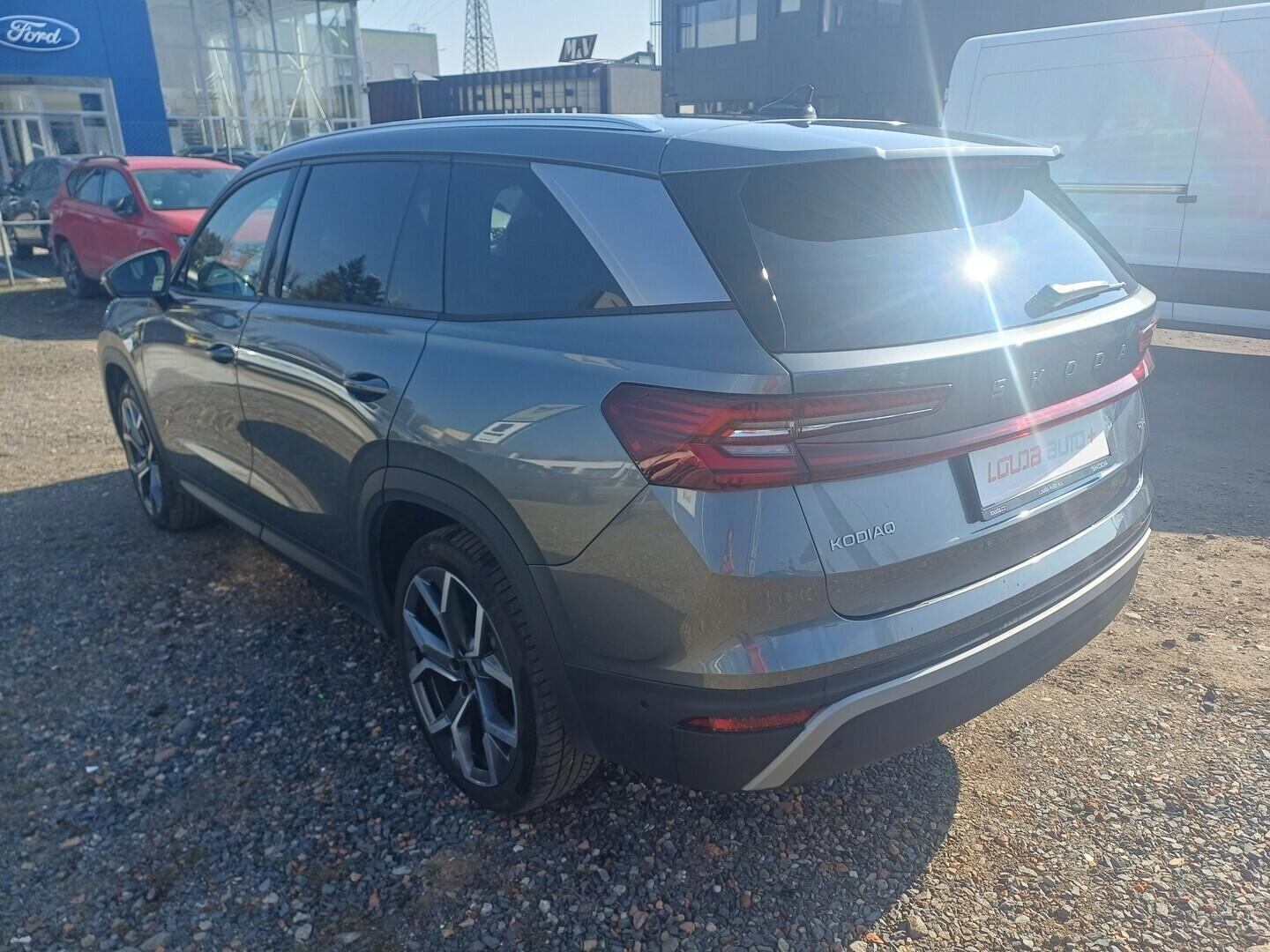 O199V00473_15.webp_KODIAQ Selection 2.0 TDI 142 kW automat, DPH